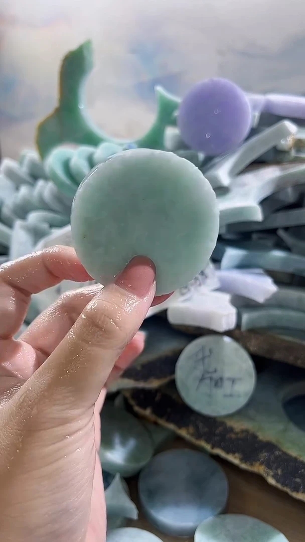 颈饰未镶嵌翡翠翡翠缅甸翡翠A货钟3187