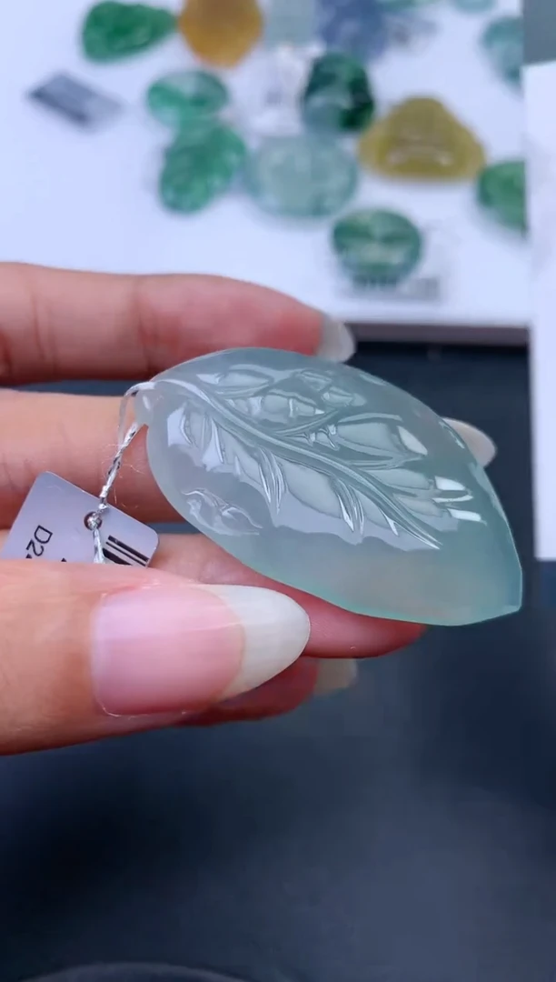 翡翠挂件未镶嵌哈轩 挂件1