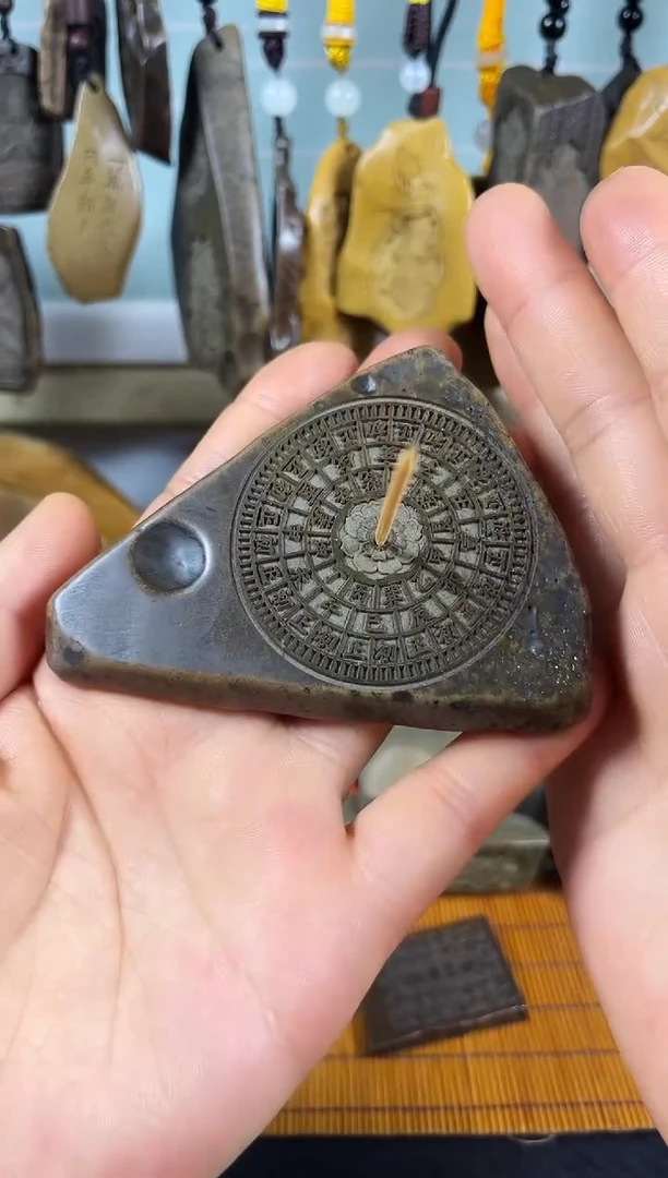 原石雕刻手把件默认打孔穿绳33