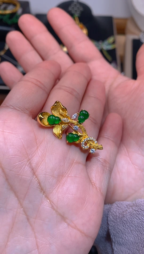 【闪购商品】翡翠吊坠(不含链)银S925镶嵌葫芦