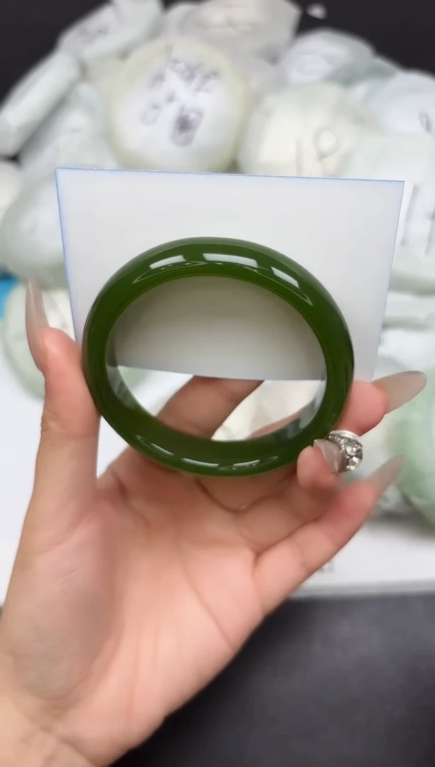 未镶嵌手镯石英质玉142-56.2