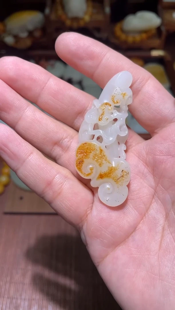 颈饰未镶嵌和田玉N**1如意