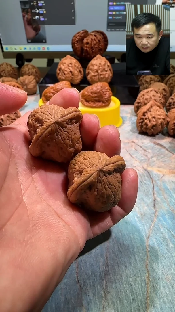 吊坠文玩核桃川***息悟空34.5高40