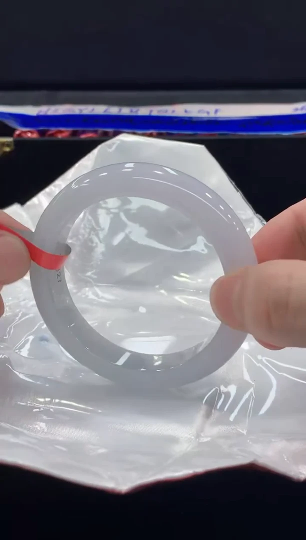 翡翠手镯未镶嵌手镯