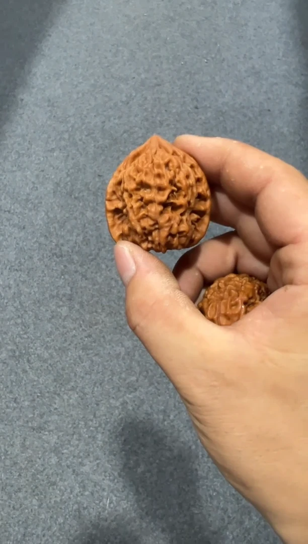 木文玩核桃官帽核桃一对