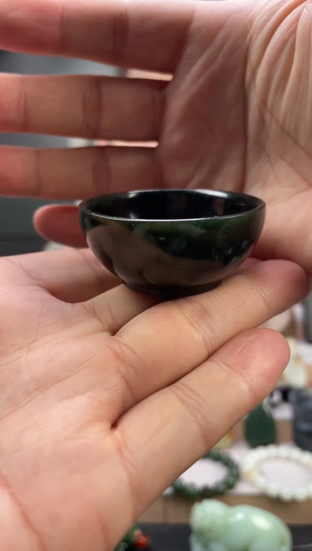 未镶嵌和田玉把件茶杯（多样性发货）