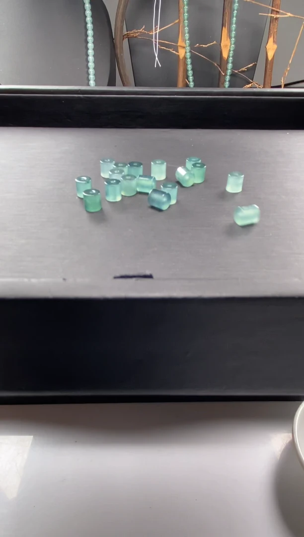 【闪购商品】翡翠手串未镶嵌多样性发货桶珠1颗