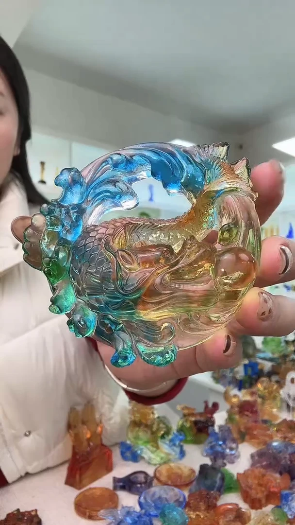 手工艺品琉璃鱼化龙