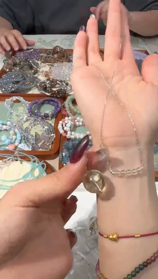 【闪购商品】水晶手链银S925镶嵌Z001黄水单珠微笑项链