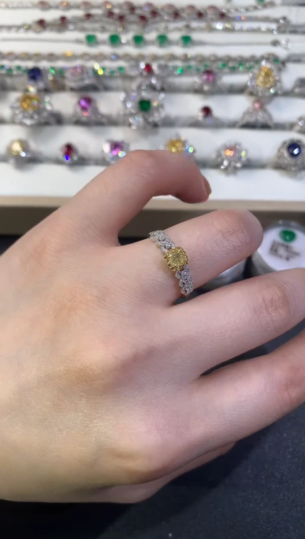 【闪购商品】钻石戒指18K金镶嵌Z101|4500