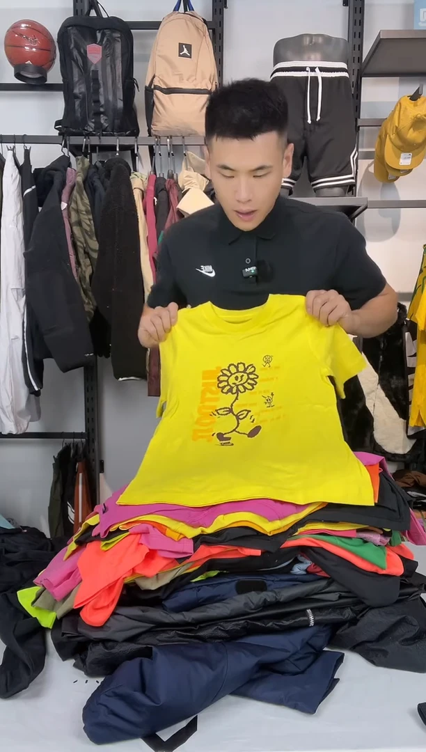 3252 编码 瑕疵修复以直播间为准 尺码