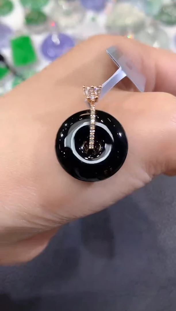 吊坠(不含链)18K金镶嵌翡翠A23