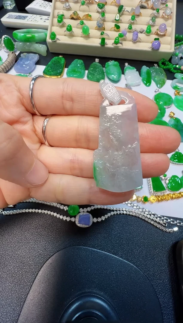 吊坠(不含链)未镶嵌翡翠2800