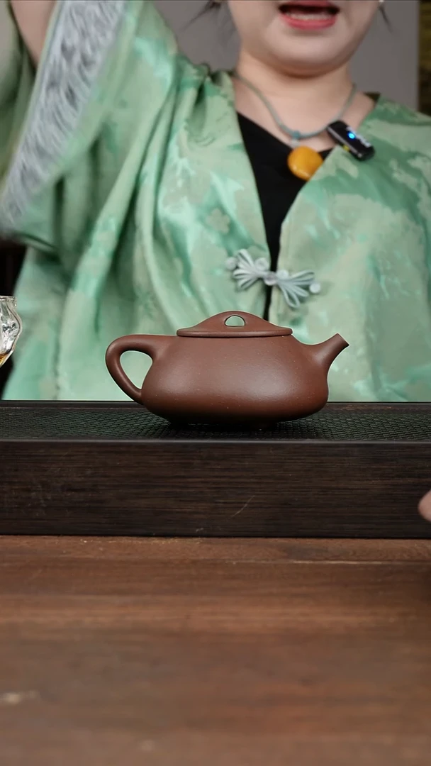 茶壶紫砂紫泥景州石瓢     240CC