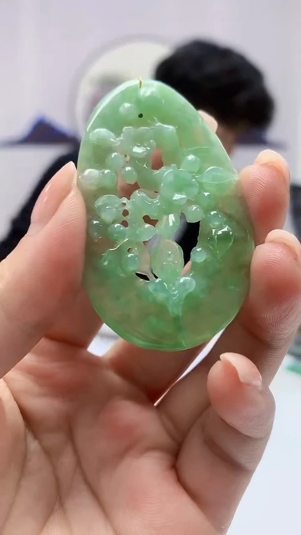 【闪购商品】定制翡翠未镶嵌5145ms-毛货挂件88