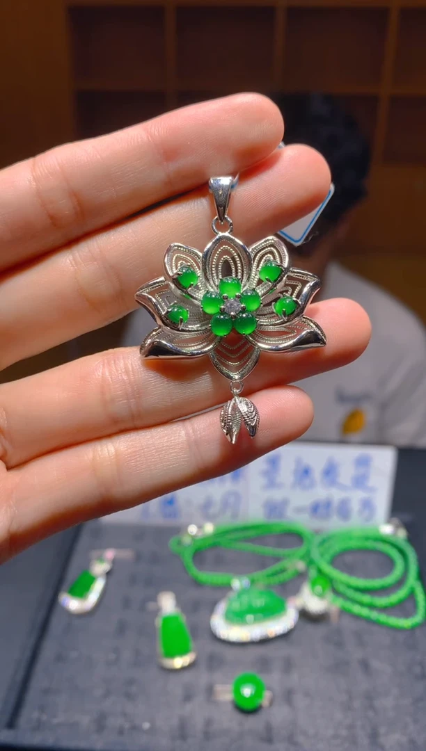 未镶嵌定制翡翠228多样性发货（发其一）