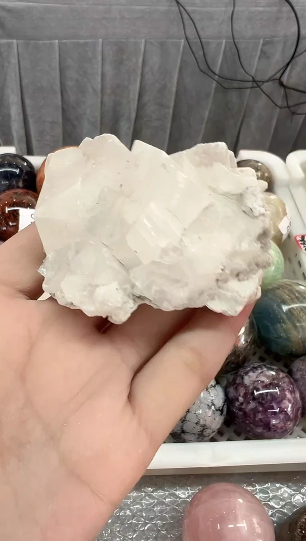 未镶嵌珠宝半成品水晶S763
