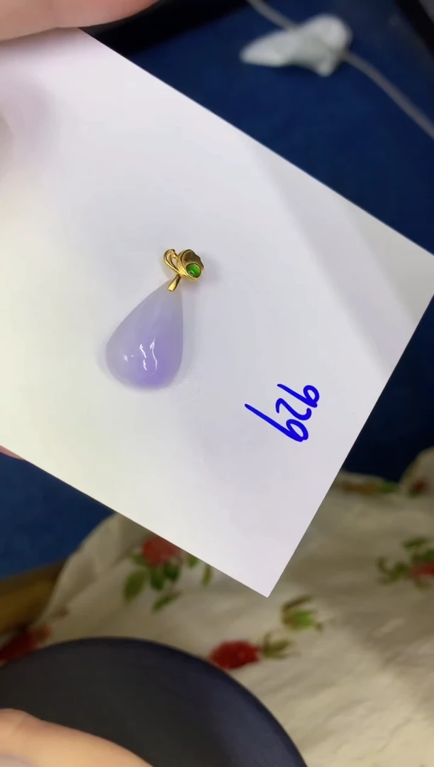 颈饰未镶嵌翡翠缅甸天然翡翠A货
