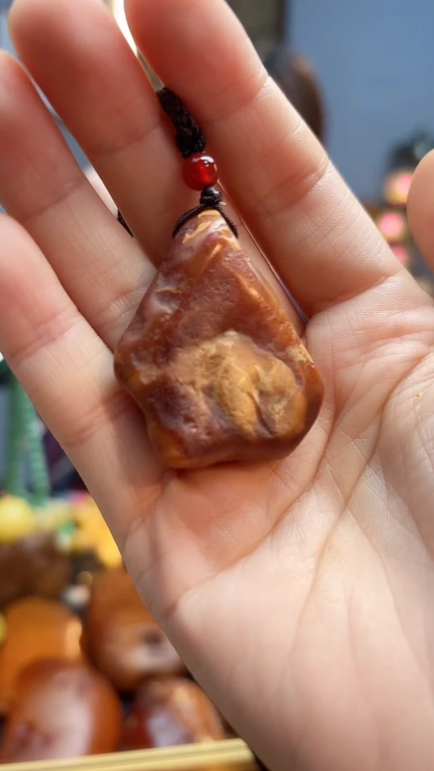 琥珀颈饰未镶嵌吊坠