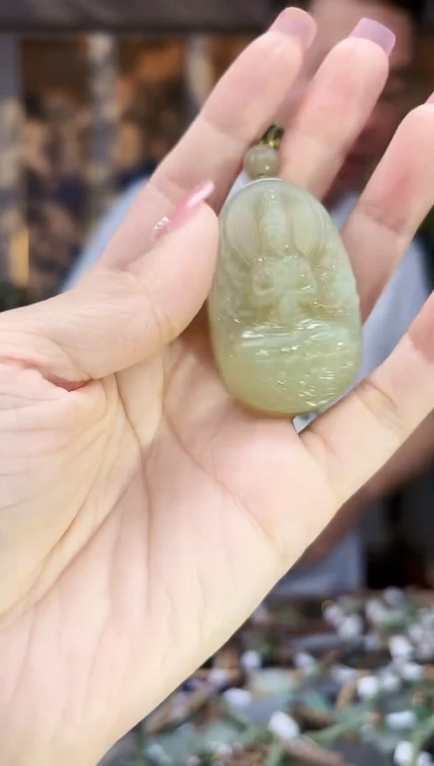 和田玉未镶嵌挂件拍一发一