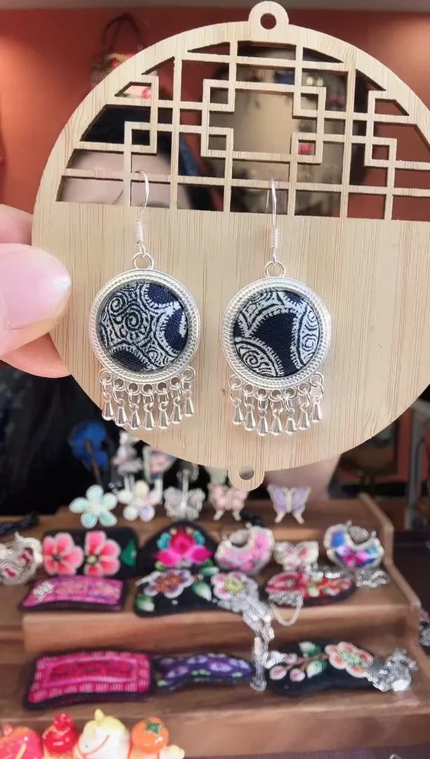 非遗手工刺绣苗绣首饰63