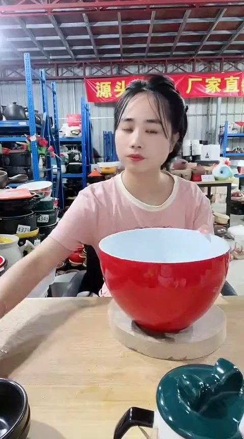 瑕疵红色大碗不可明火
