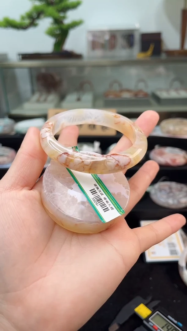 未镶嵌手镯石英质玉57圈口（赠品镯心）390254