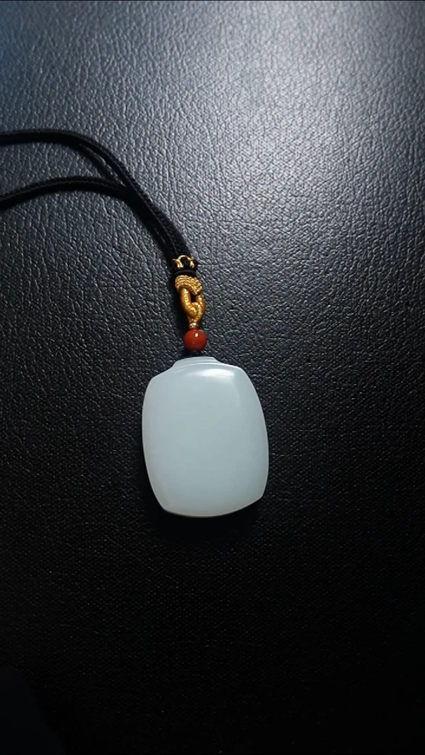 颈饰未镶嵌和田玉无事牌