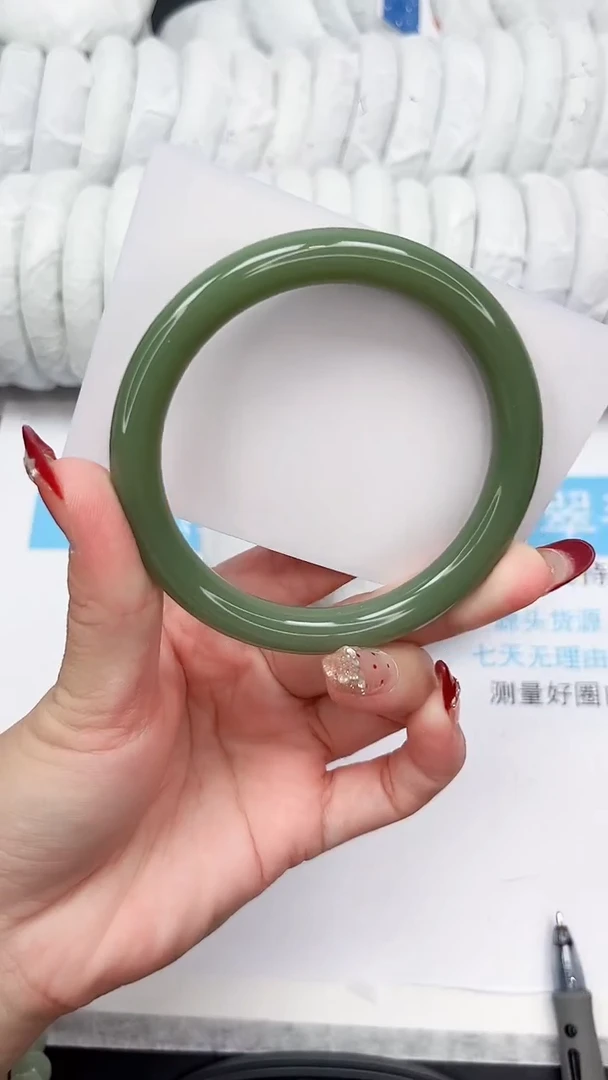 未镶嵌手镯石英质玉29-61HSYT