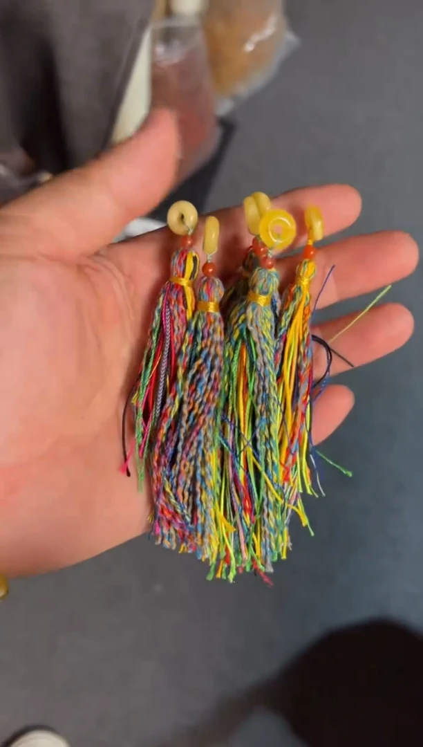 未镶嵌琥珀珠宝奇石多样性发一件/无证书/