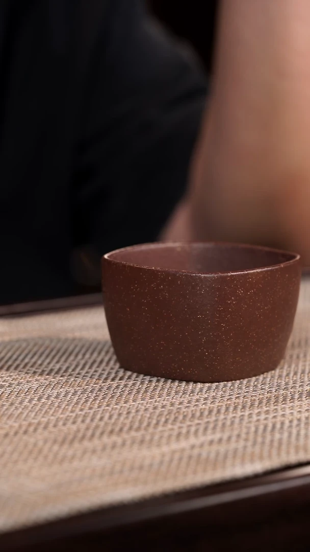 茶杯紫砂蜂拥好运杯-羡砂