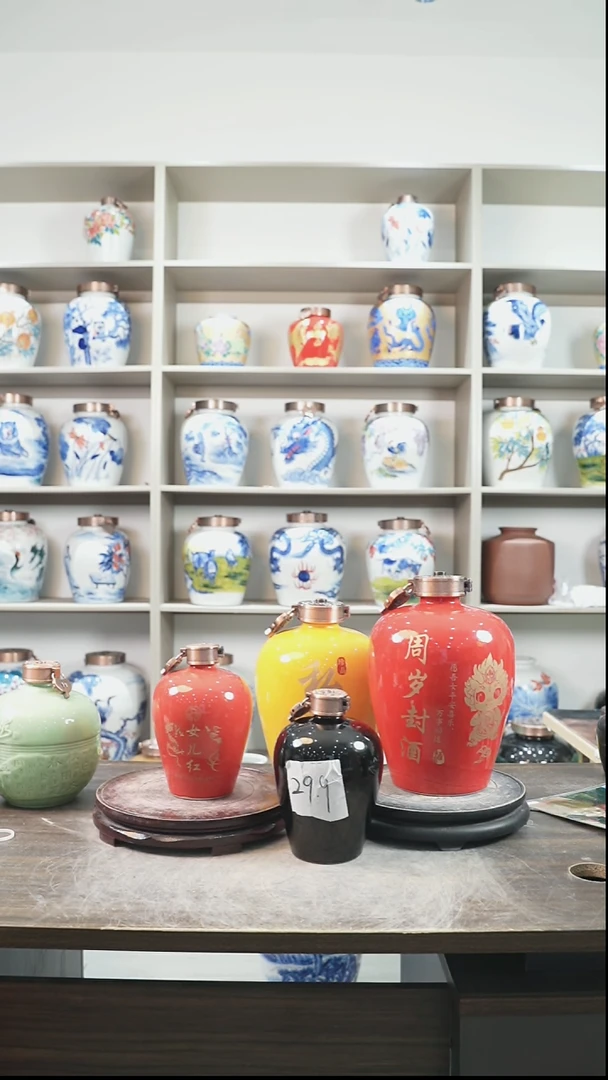 泥塑十斤装中国红带刻字