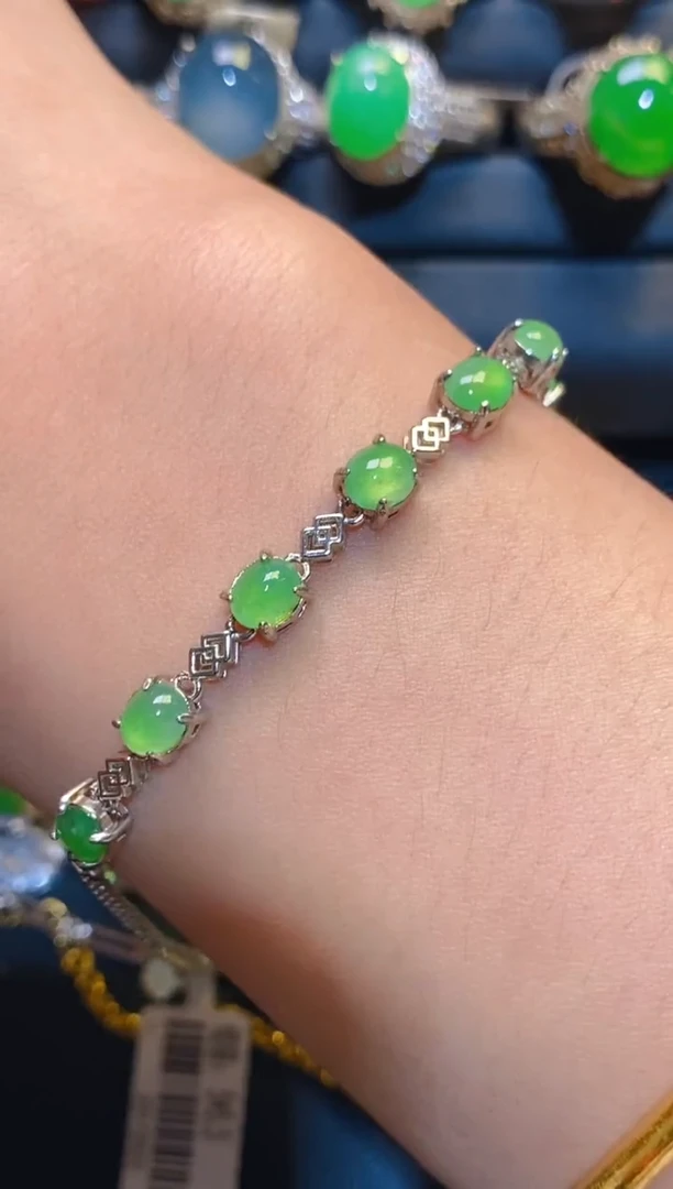 银S925镶嵌翡翠耳饰天然