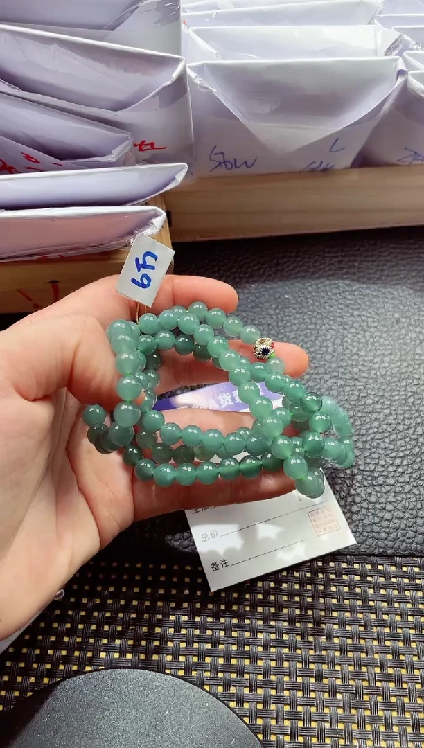 颈饰未镶嵌翡翠 000111