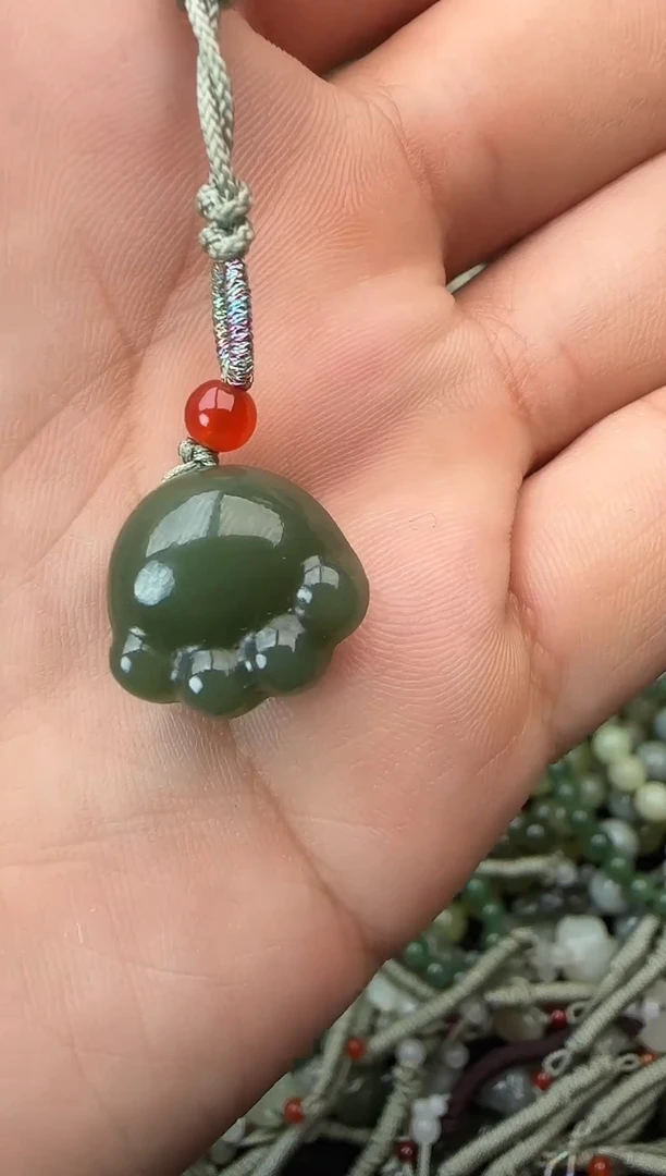 颈饰未镶嵌和田玉拍一发一