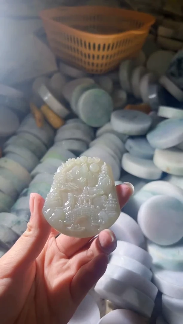 【闪购商品】翡翠颈饰未镶嵌翡翠A货小蒋96