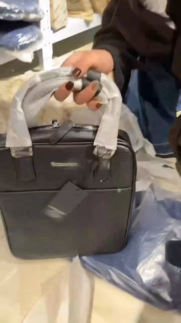 头层牛皮215品牌男包清货中（不要卡单，理性消费）