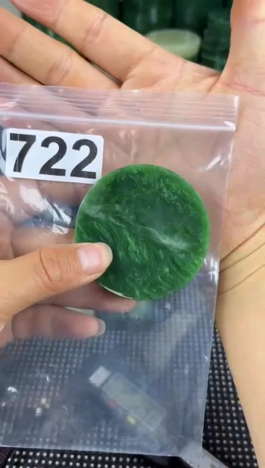 和田玉未镶嵌珠宝半成品镯芯