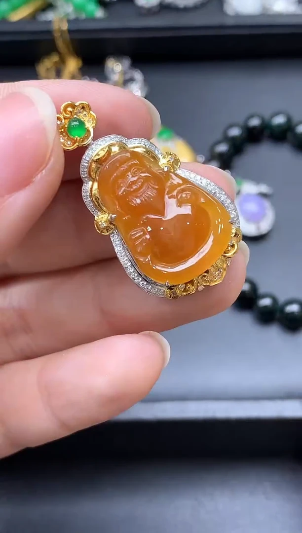 颈饰18K金镶嵌翡翠436-中国好珍宝