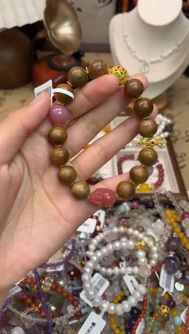 未镶嵌檀香木手串153