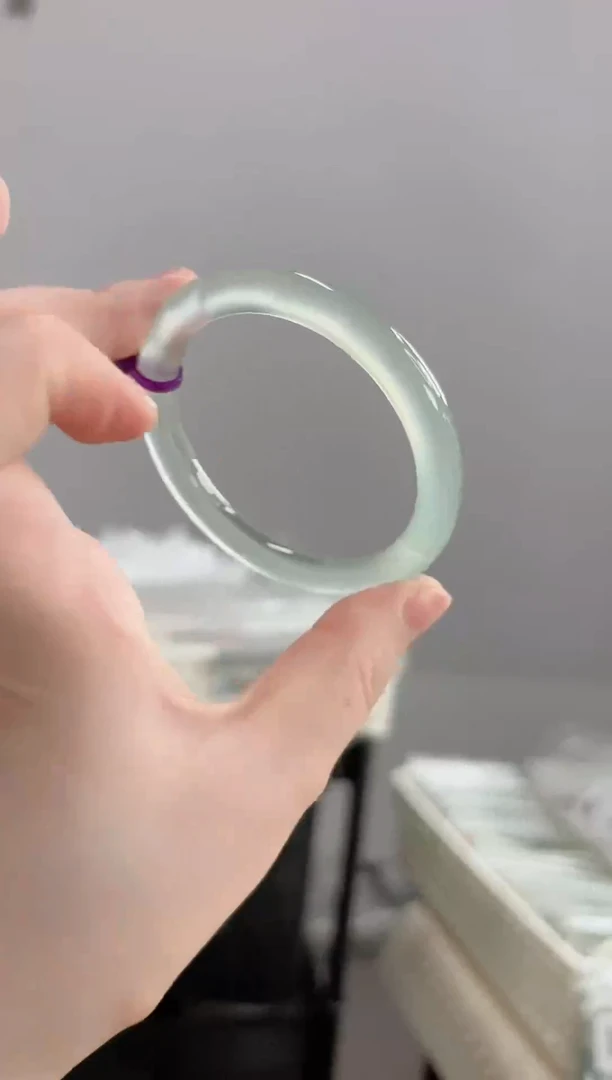 手镯玛瑙/玉髓未镶嵌53-54圈卡8