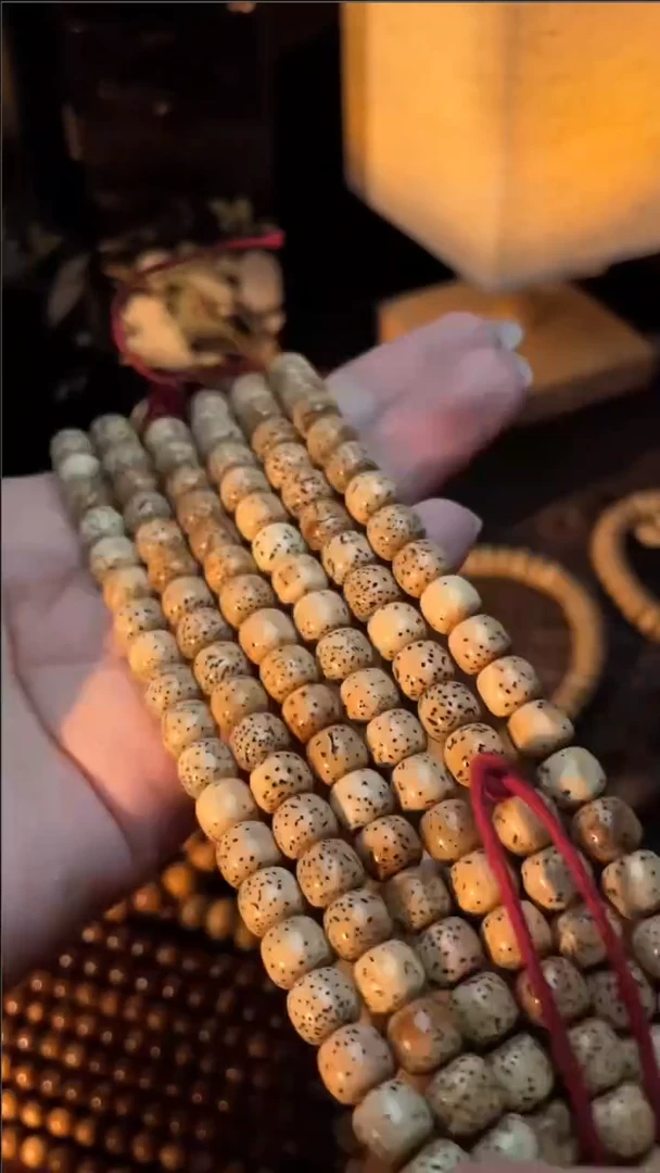 吊坠星月菩提精工级陈籽桶珠7.5*6.5长串（B）