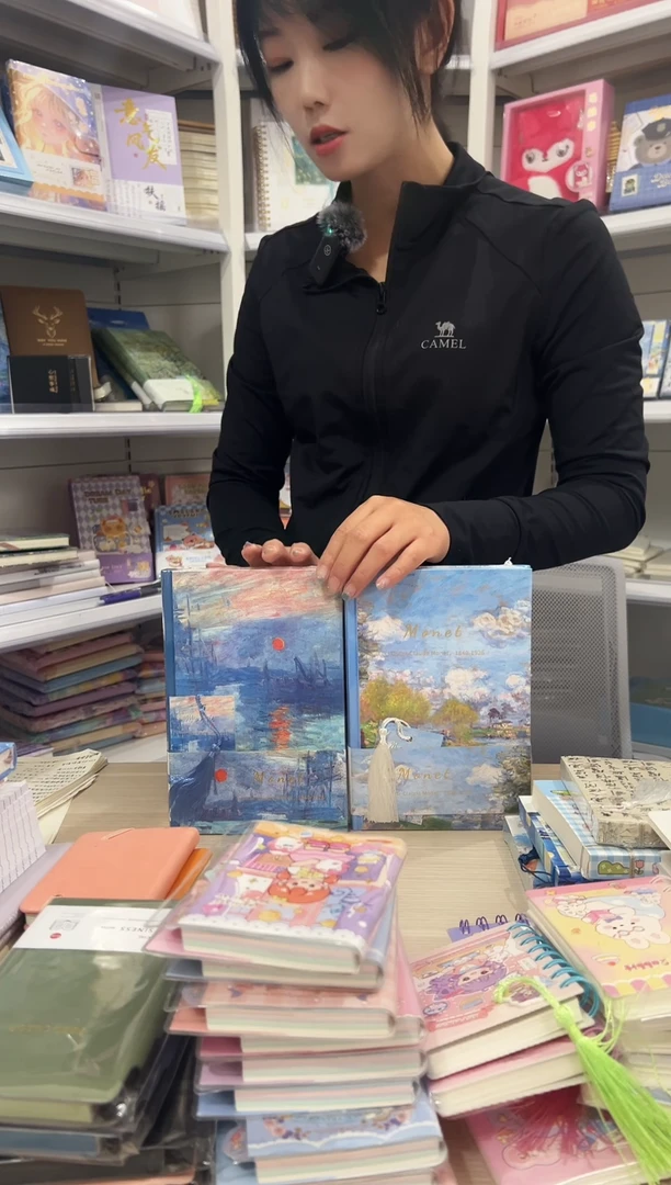 莫奈油画  4 本 24.5元
