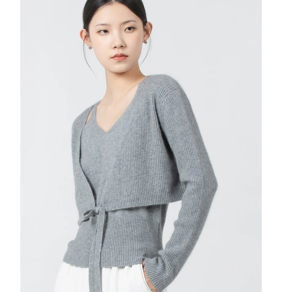 【Yifini】休闲高级感长袖两件套开衫B09M3923