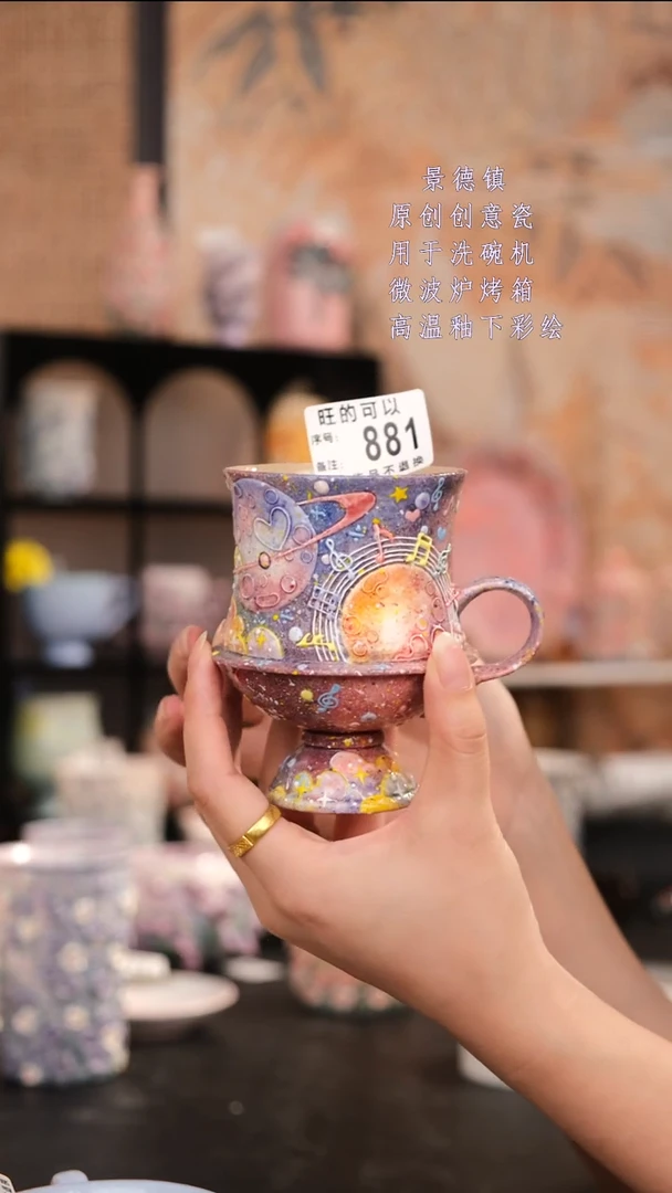 摆件阿瑶铃兰、郁金香、玫瑰都来了