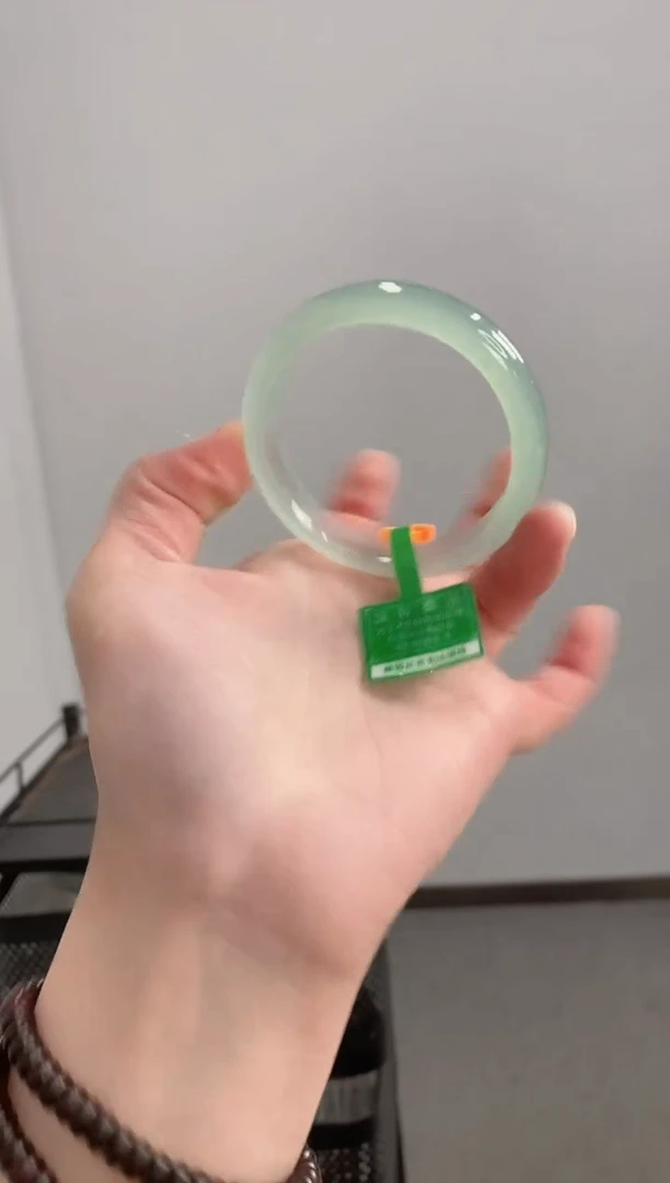 【闪购商品】玛瑙/玉髓手镯未镶嵌52圈