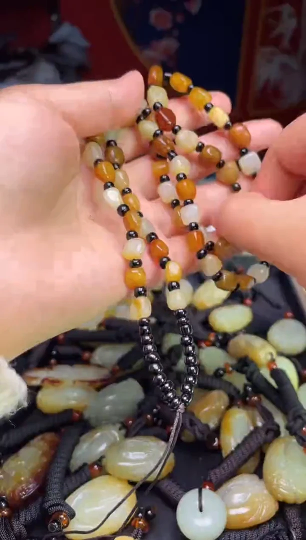 颈饰未镶嵌和田玉123