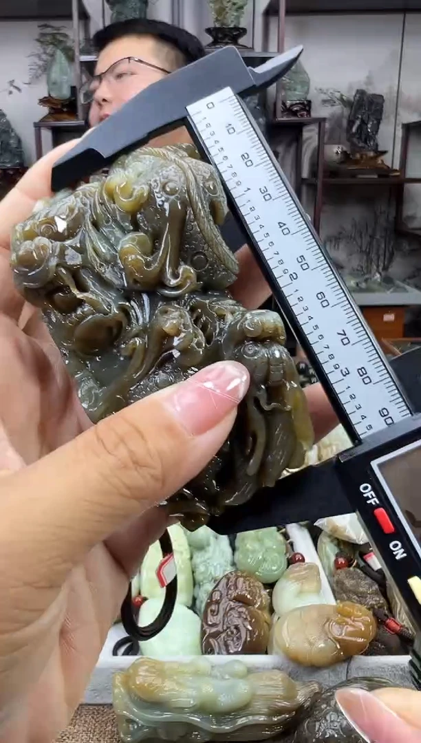 和田玉未镶嵌把件1