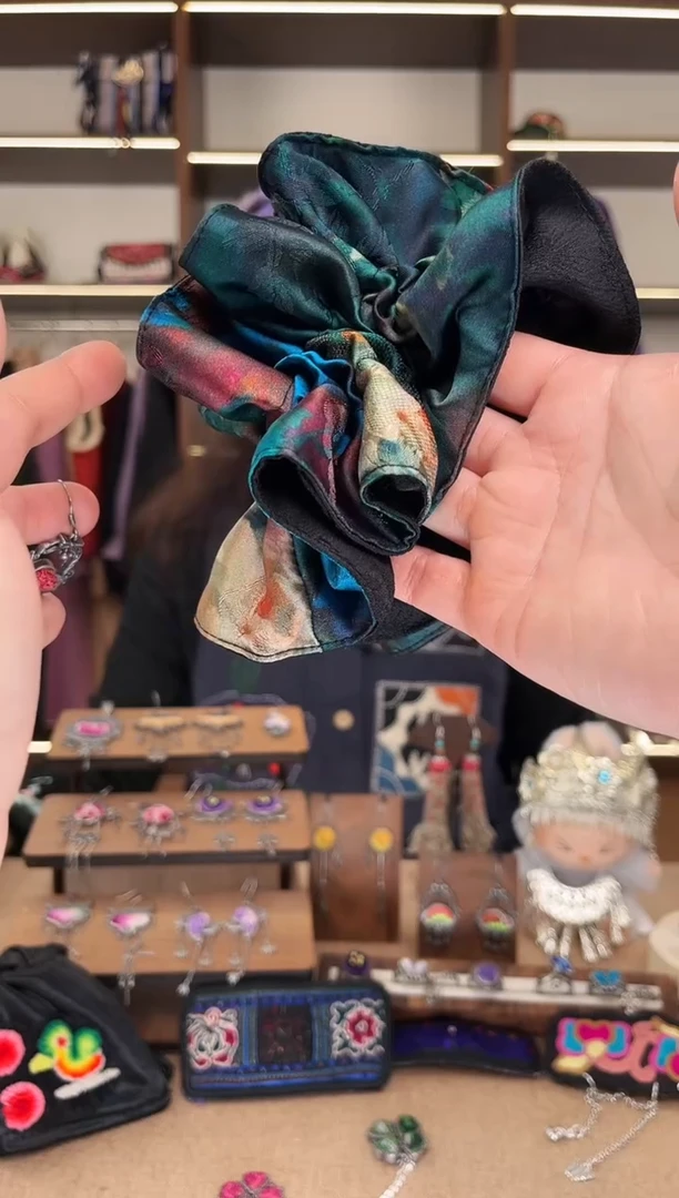 织绣A41黔东南苗族刺绣