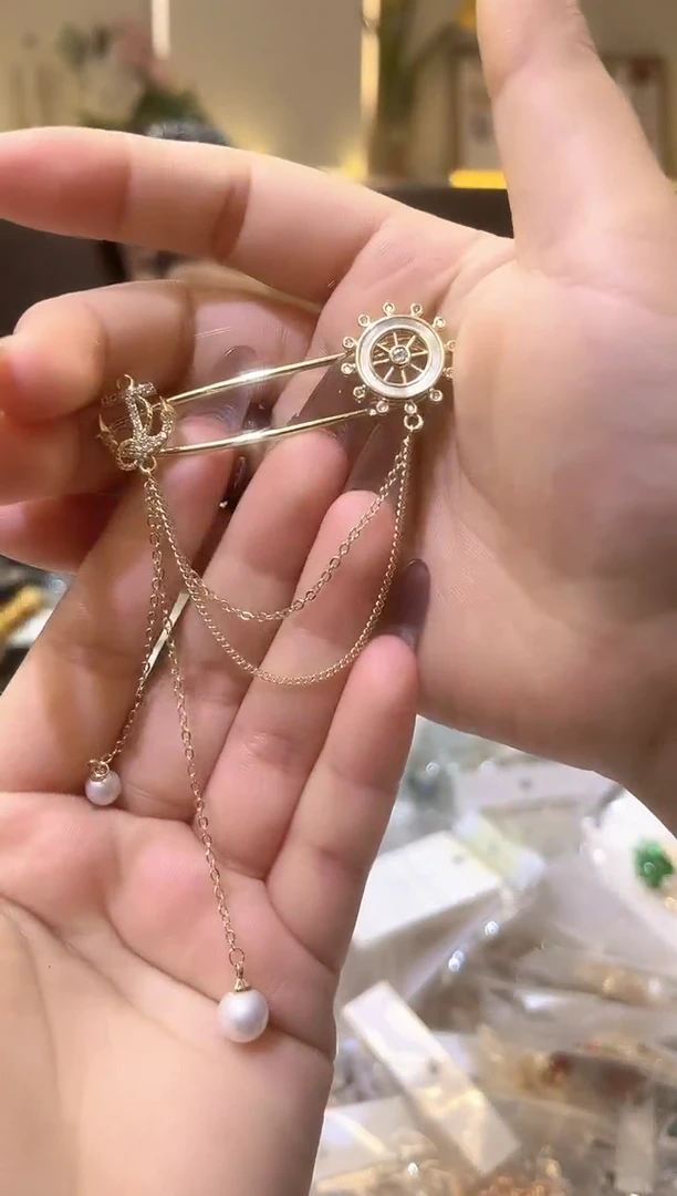 锆石铁合金精品饰界